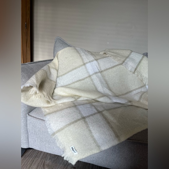 Indigo home blanket/ throw - Picture 8 of 8